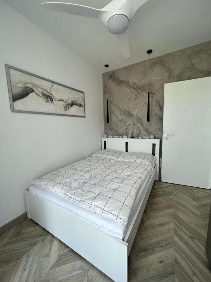 Beige Villa Balatonkenese Εξωτερικό φωτογραφία